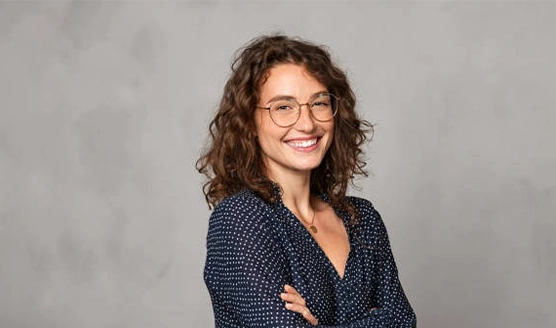 Testimonial video thumbnail